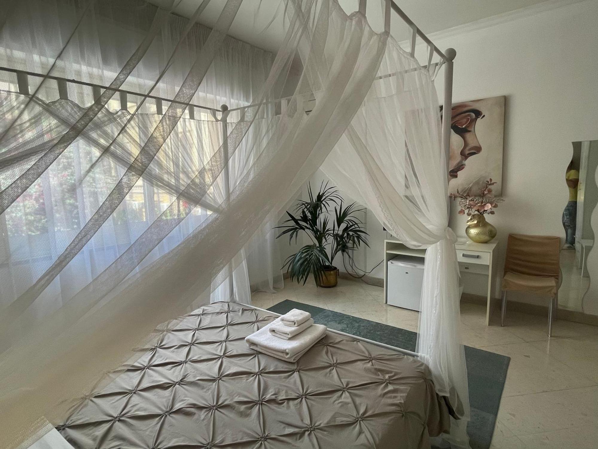Al Politeama Rooms B&B Palermo Exterior photo